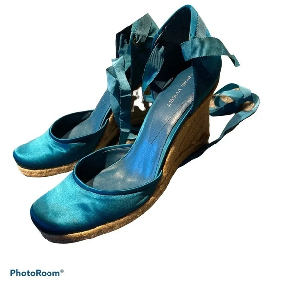 Nine blue satin espredrille tie wedges size 9 - Picture 17 of 17